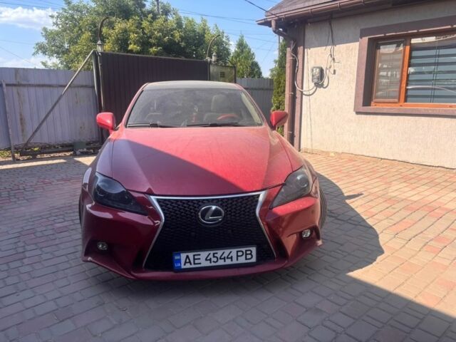 Червоний Лексус ІС, об'ємом двигуна 3 л та пробігом 219 тис. км за 9016 $, фото 1 на Automoto.ua