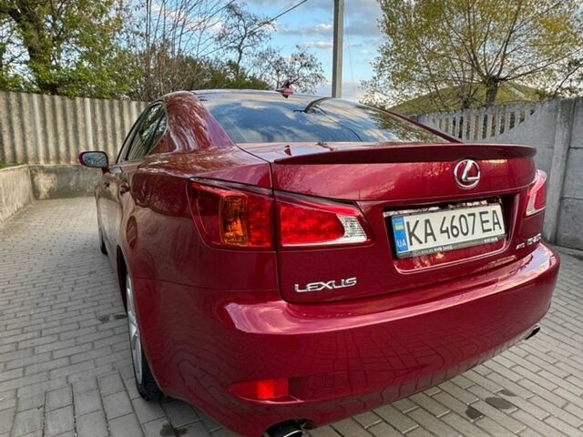 Красный Лексус ИС, объемом двигателя 2.5 л и пробегом 122 тыс. км за 12499 $, фото 1 на Automoto.ua