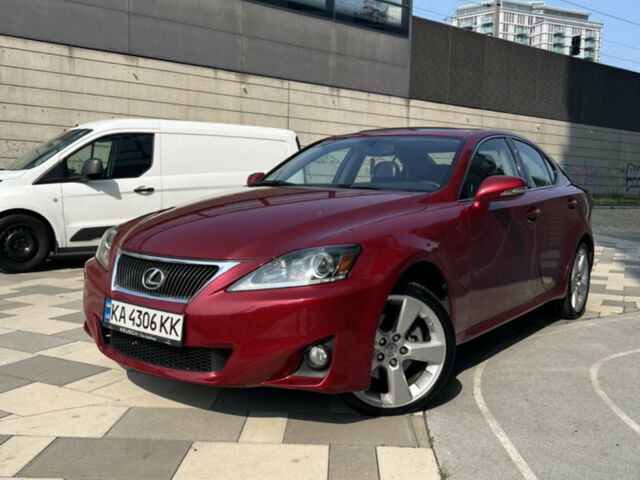 Красный Лексус ИС, объемом двигателя 2.5 л и пробегом 208 тыс. км за 11500 $, фото 1 на Automoto.ua
