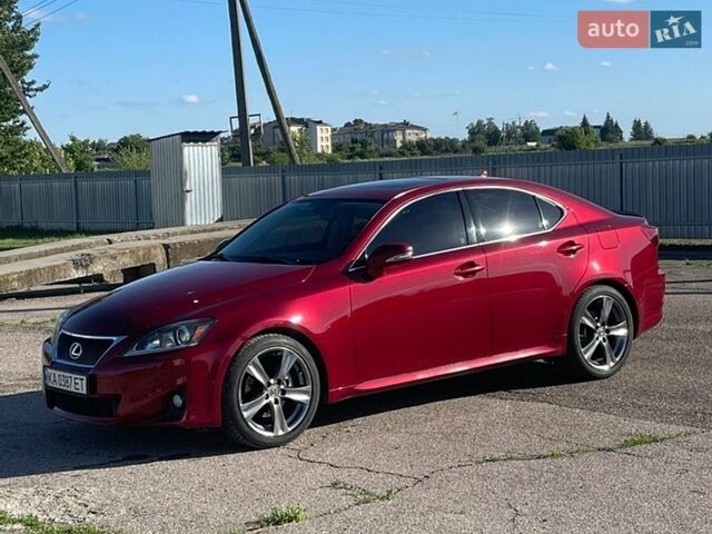 Красный Лексус ИС, объемом двигателя 2.5 л и пробегом 262 тыс. км за 11000 $, фото 1 на Automoto.ua