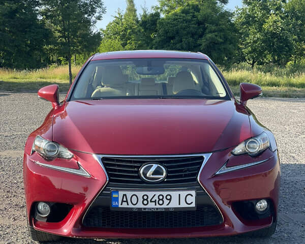 Красный Лексус ИС, объемом двигателя 2.5 л и пробегом 167 тыс. км за 14200 $, фото 1 на Automoto.ua