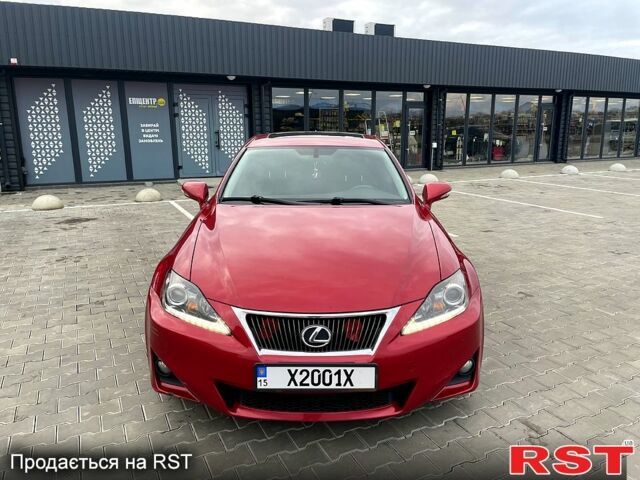 Червоний Лексус ІС, об'ємом двигуна 2.5 л та пробігом 210 тис. км за 12299 $, фото 1 на Automoto.ua