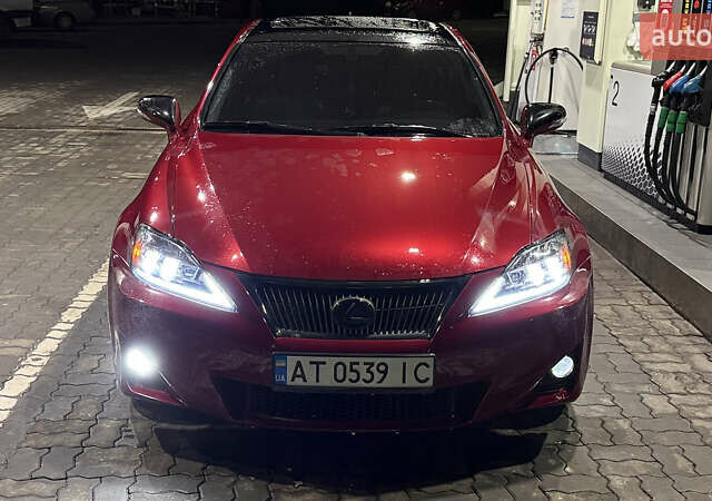 Червоний Лексус ІС, об'ємом двигуна 2.5 л та пробігом 174 тис. км за 11450 $, фото 1 на Automoto.ua