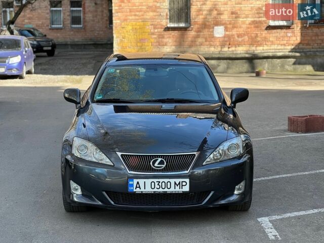 Лексус ІС, об'ємом двигуна 2.23 л та пробігом 260 тис. км за 7800 $, фото 1 на Automoto.ua