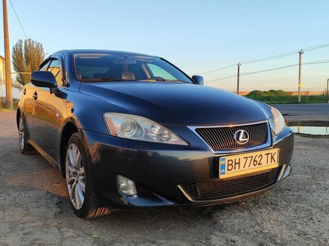 Лексус ИС, объемом двигателя 2.2 л и пробегом 130 тыс. км за 8300 $, фото 1 на Automoto.ua