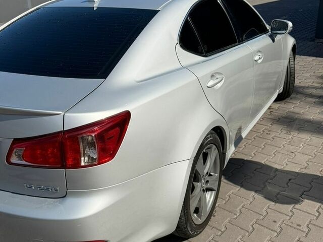 Лексус ИС, объемом двигателя 2.5 л и пробегом 190 тыс. км за 11500 $, фото 1 на Automoto.ua