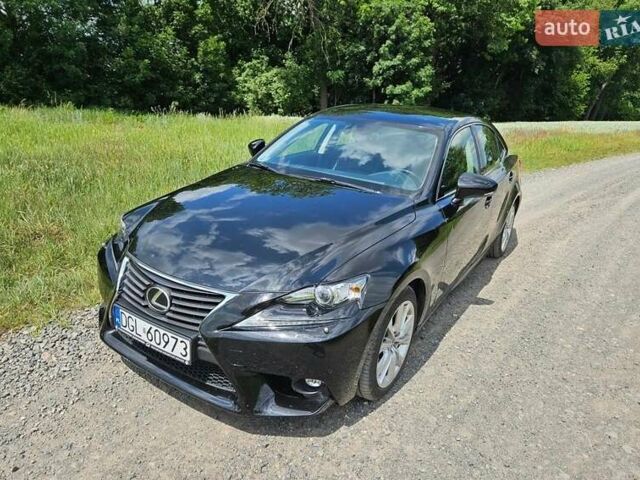 Лексус ИС, объемом двигателя 2 л и пробегом 186 тыс. км за 17000 $, фото 1 на Automoto.ua
