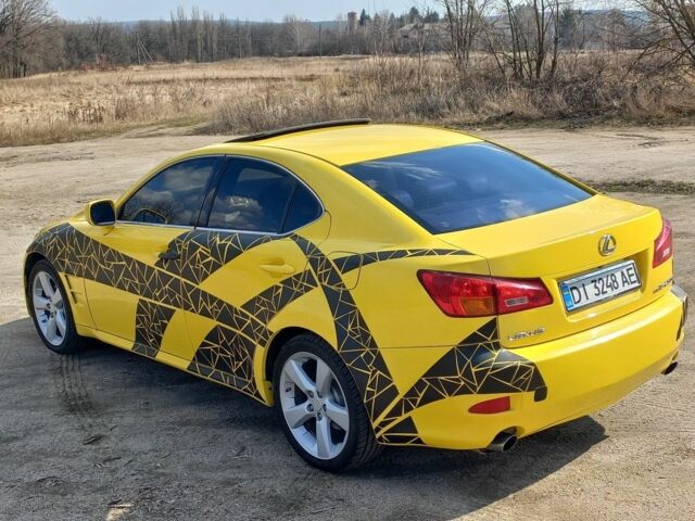 Жовтий Лексус ІС, об'ємом двигуна 2.5 л та пробігом 174 тис. км за 6300 $, фото 1 на Automoto.ua