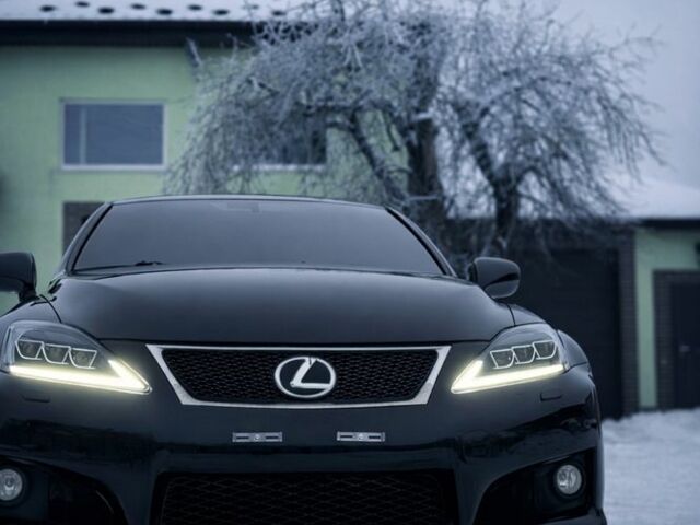 Жовтий Лексус ІС, об'ємом двигуна 5 л та пробігом 120 тис. км за 19000 $, фото 1 на Automoto.ua