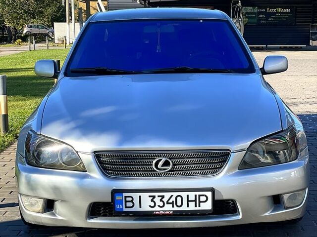 Сірий Лексус ІС, об'ємом двигуна 2 л та пробігом 420 тис. км за 5800 $, фото 1 на Automoto.ua