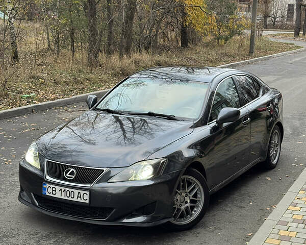 Серый Лексус ИС, объемом двигателя 2.5 л и пробегом 288 тыс. км за 6750 $, фото 1 на Automoto.ua