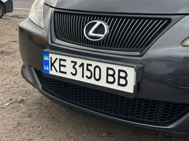 Сірий Лексус ІС, об'ємом двигуна 2.23 л та пробігом 240 тис. км за 6000 $, фото 1 на Automoto.ua