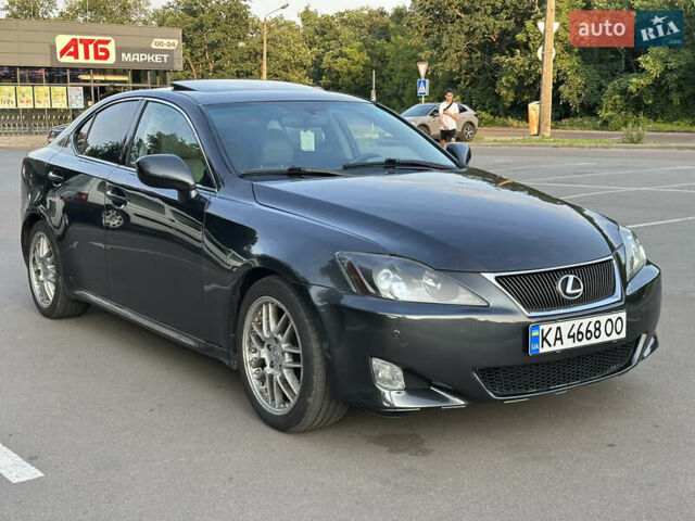 Сірий Лексус ІС, об'ємом двигуна 2.5 л та пробігом 280 тис. км за 6900 $, фото 1 на Automoto.ua