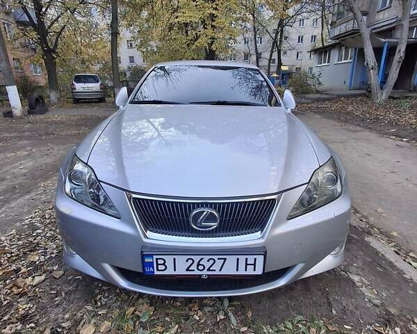 Серый Лексус ИС, объемом двигателя 2.23 л и пробегом 356 тыс. км за 7500 $, фото 1 на Automoto.ua