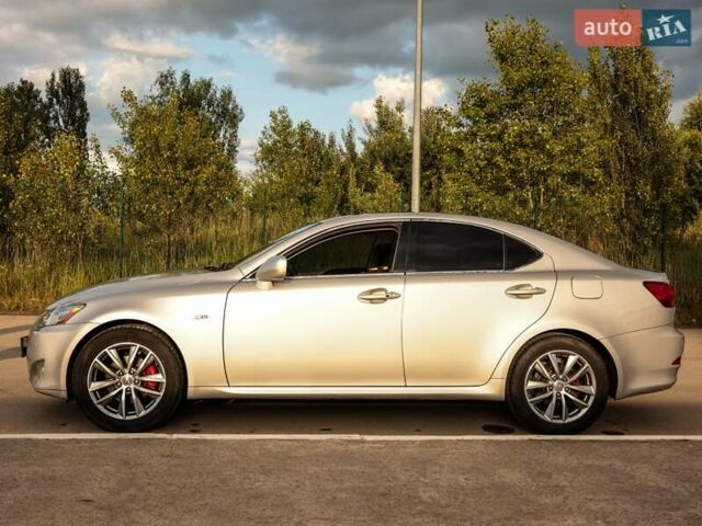 Сірий Лексус ІС, об'ємом двигуна 2.23 л та пробігом 340 тис. км за 6900 $, фото 1 на Automoto.ua