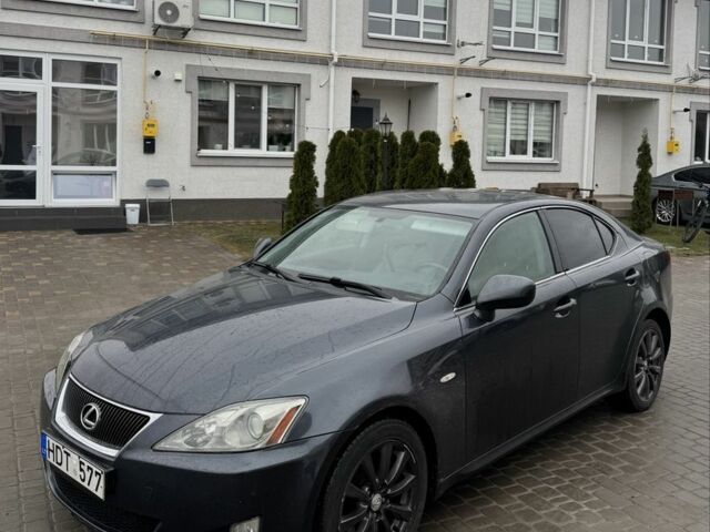 Сірий Лексус ІС, об'ємом двигуна 2.2 л та пробігом 350 тис. км за 3699 $, фото 1 на Automoto.ua