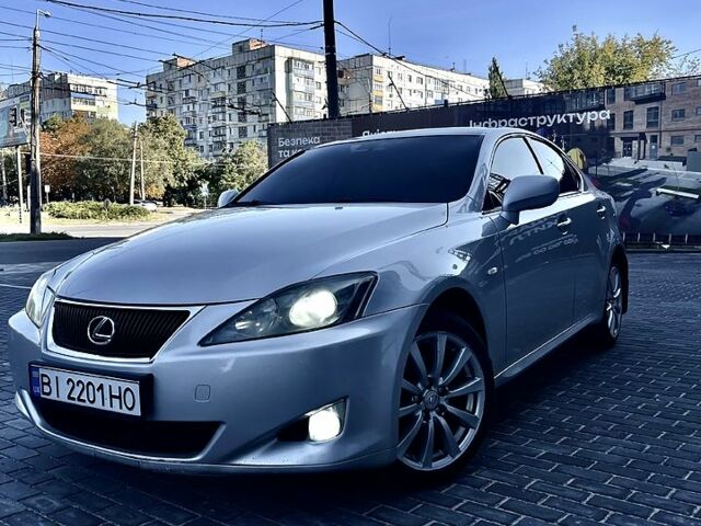 Серый Лексус ИС, объемом двигателя 2.2 л и пробегом 230 тыс. км за 7850 $, фото 1 на Automoto.ua