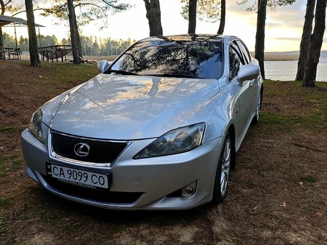 Сірий Лексус ІС, об'ємом двигуна 2.2 л та пробігом 0 тис. км за 8500 $, фото 1 на Automoto.ua