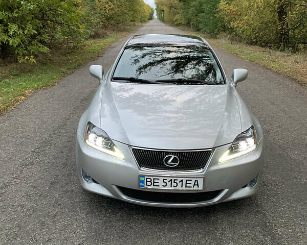 Лексус ІС 2007 у Первомайськ на Automoto.ua Сірий Лексус ІС, об'ємом двигуна 2.23 л та пробігом 350 тис. км за 8700 $, фото 1 на Automoto.ua