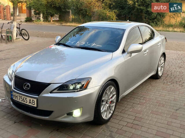 Сірий Лексус ІС, об'ємом двигуна 3.5 л та пробігом 309 тис. км за 12500 $, фото 1 на Automoto.ua