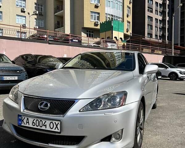 Серый Лексус ИС, объемом двигателя 3 л и пробегом 145 тыс. км за 11200 $, фото 1 на Automoto.ua