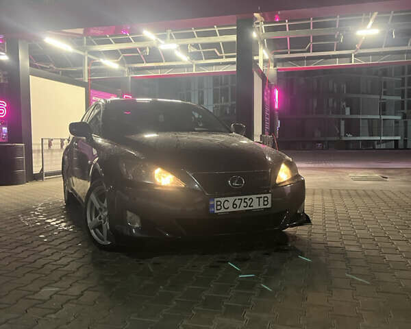 Сірий Лексус ІС, об'ємом двигуна 2.23 л та пробігом 298 тис. км за 8500 $, фото 1 на Automoto.ua