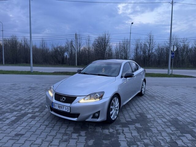 Сірий Лексус ІС, об'ємом двигуна 2.5 л та пробігом 316 тис. км за 10300 $, фото 1 на Automoto.ua