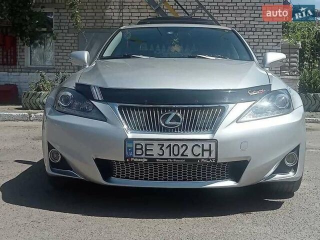 Сірий Лексус ІС, об'ємом двигуна 2.5 л та пробігом 131 тис. км за 19500 $, фото 1 на Automoto.ua