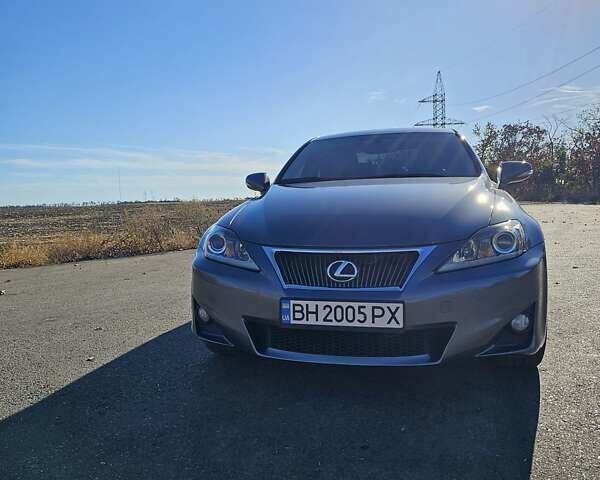 Серый Лексус ИС, объемом двигателя 2.5 л и пробегом 270 тыс. км за 12200 $, фото 1 на Automoto.ua
