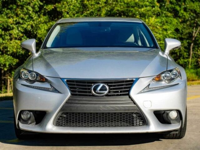 Лексус ІС 2014 у Києві на Automoto.ua Сірий Лексус ІС, об'ємом двигуна 3.5 л та пробігом 87 тис. км за 4300 $, фото 1 на Automoto.ua