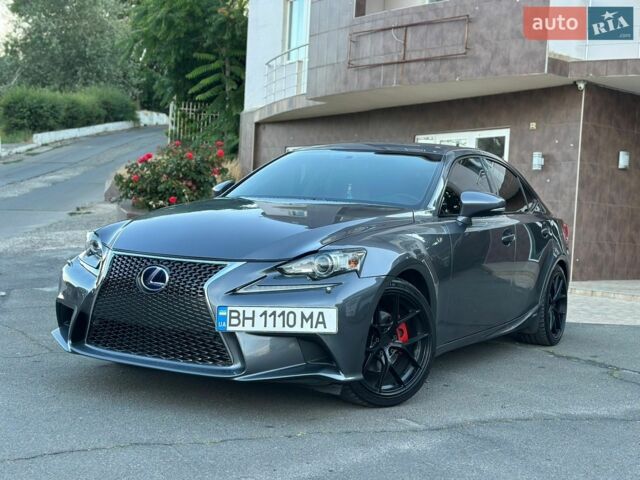 Сірий Лексус ІС, об'ємом двигуна 2.5 л та пробігом 207 тис. км за 17900 $, фото 1 на Automoto.ua