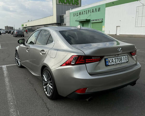 Лексус ИС 2015 в Киеве на Automoto.ua Серый Лексус ИС, объемом двигателя 2.5 л и пробегом 210 тыс. км за 16500 $, фото 1 на Automoto.ua