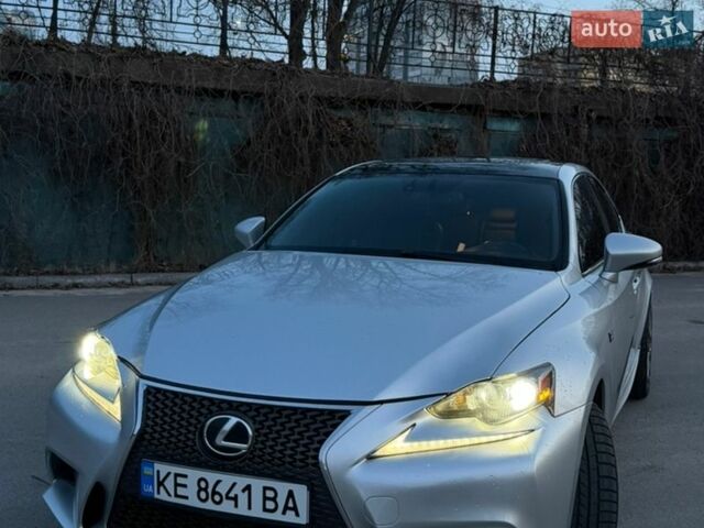 Серый Лексус ИС, объемом двигателя 2 л и пробегом 113 тыс. км за 14700 $, фото 1 на Automoto.ua