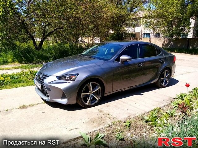 Серый Лексус ИС, объемом двигателя 2 л и пробегом 74 тыс. км за 20500 $, фото 1 на Automoto.ua