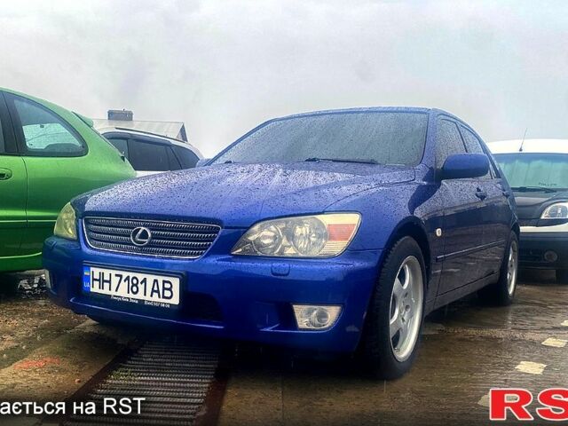 Синій Лексус ІС, об'ємом двигуна 2 л та пробігом 300 тис. км за 6500 $, фото 1 на Automoto.ua