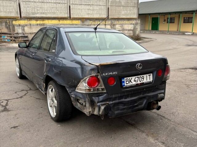 Синий Лексус ИС, объемом двигателя 2 л и пробегом 2 тыс. км за 3200 $, фото 1 на Automoto.ua