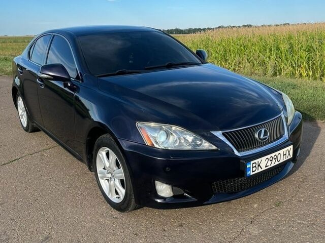 Синий Лексус ИС, объемом двигателя 2.23 л и пробегом 201 тыс. км за 8400 $, фото 1 на Automoto.ua