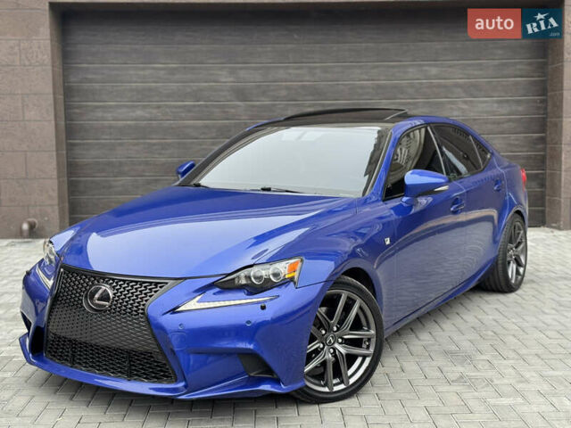 Синий Лексус ИС, объемом двигателя 2.5 л и пробегом 149 тыс. км за 19000 $, фото 1 на Automoto.ua