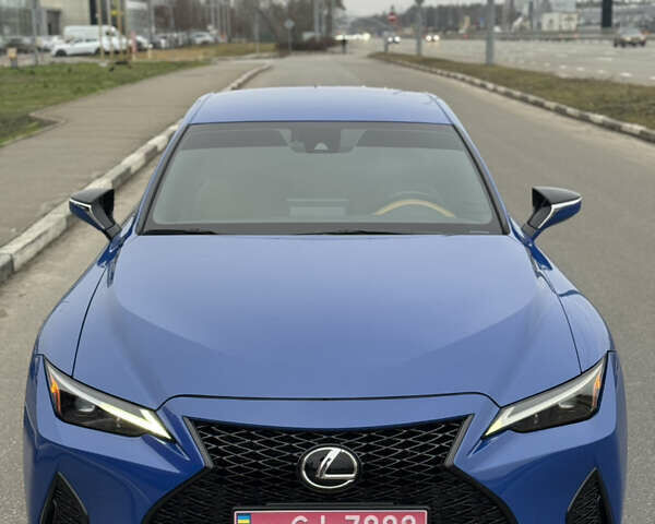 Синій Лексус ІС, об'ємом двигуна 2 л та пробігом 40 тис. км за 34500 $, фото 1 на Automoto.ua