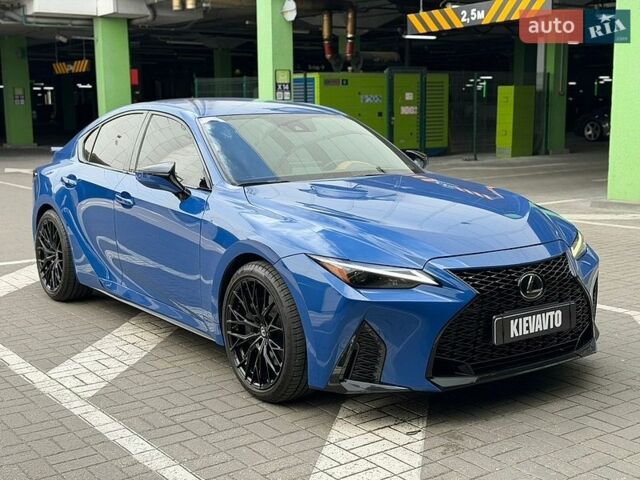 Синий Лексус ИС, объемом двигателя 2 л и пробегом 40 тыс. км за 28900 $, фото 1 на Automoto.ua