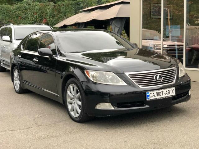 Чорний Лексус ЛС 460, об'ємом двигуна 4.6 л та пробігом 225 тис. км за 11900 $, фото 1 на Automoto.ua