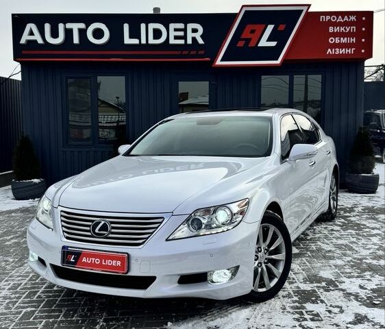 Белый Лексус ЛС, объемом двигателя 4.6 л и пробегом 71 тыс. км за 20600 $, фото 1 на Automoto.ua