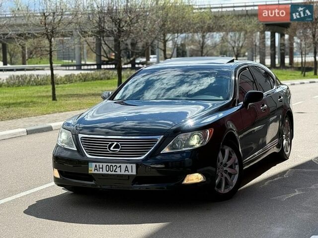 Черный Лексус ЛС, объемом двигателя 4.61 л и пробегом 153 тыс. км за 11500 $, фото 1 на Automoto.ua