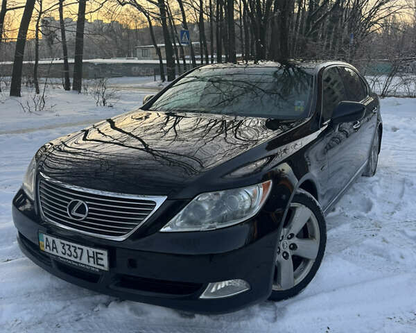 Черный Лексус ЛС, объемом двигателя 4.61 л и пробегом 393 тыс. км за 8500 $, фото 1 на Automoto.ua