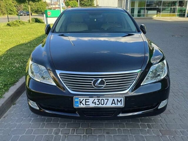 Чорний Лексус ЛС, об'ємом двигуна 4.61 л та пробігом 242 тис. км за 14700 $, фото 1 на Automoto.ua