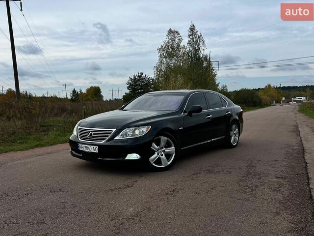 Черный Лексус ЛС, объемом двигателя 4.61 л и пробегом 229 тыс. км за 12000 $, фото 1 на Automoto.ua