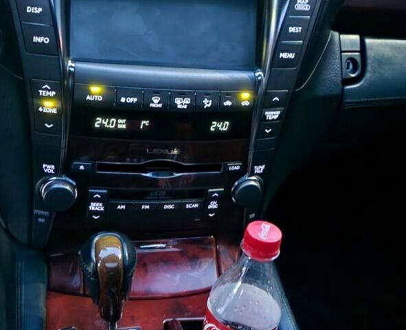 Чорний Лексус ЛС, об'ємом двигуна 4.6 л та пробігом 240 тис. км за 13000 $, фото 1 на Automoto.ua