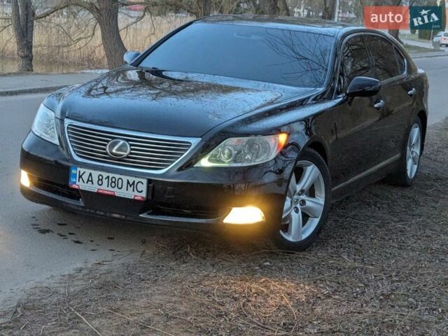 Черный Лексус ЛС, объемом двигателя 4.61 л и пробегом 198 тыс. км за 9400 $, фото 1 на Automoto.ua