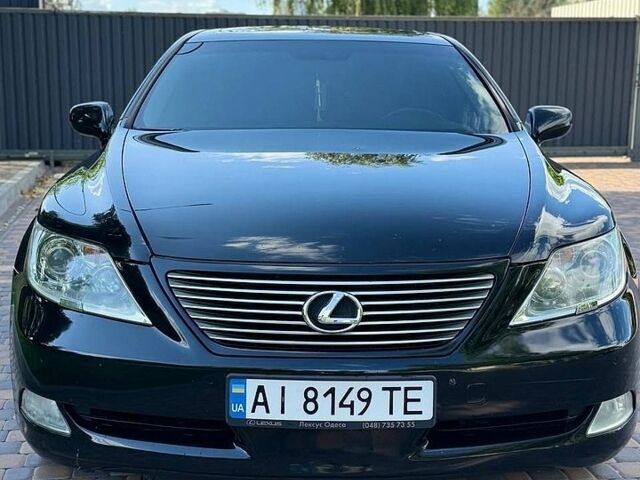 Черный Лексус ЛС, объемом двигателя 4.61 л и пробегом 205 тыс. км за 10500 $, фото 1 на Automoto.ua