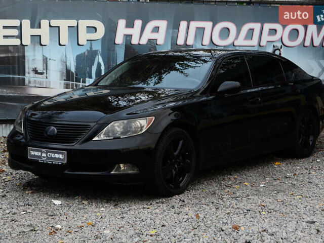 Черный Лексус ЛС, объемом двигателя 4.61 л и пробегом 275 тыс. км за 13900 $, фото 1 на Automoto.ua